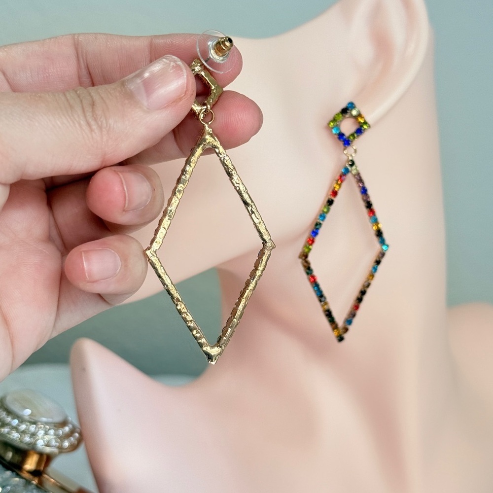⚜️ Multicolor Gemstone Drop Earrings - Picture 5 of 6